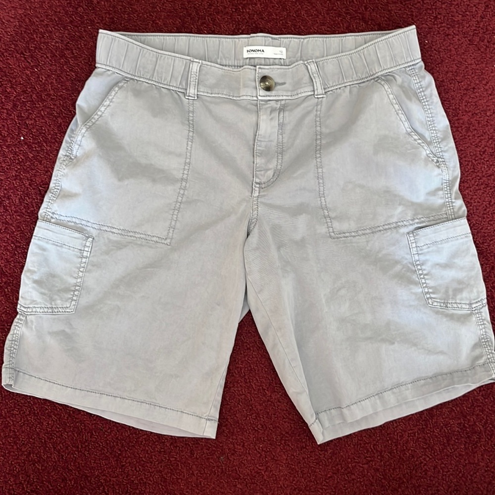 Sonoma Size 12 lightweight shorts.  Breezy and cool